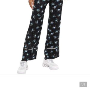 Sandro Paris Black Floral Satin Lounge Pants – Size M (EU 40) NWT