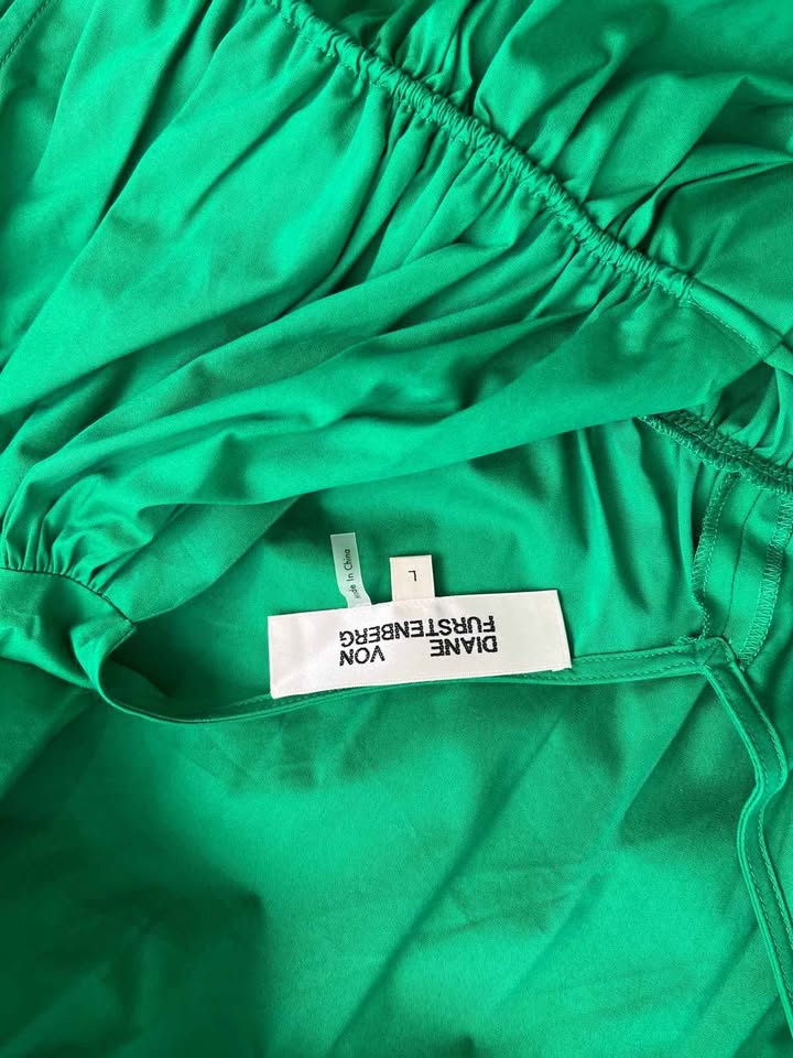 Diane von Furstenberg Gillian Dress – Signature Green | Size L - Image 5